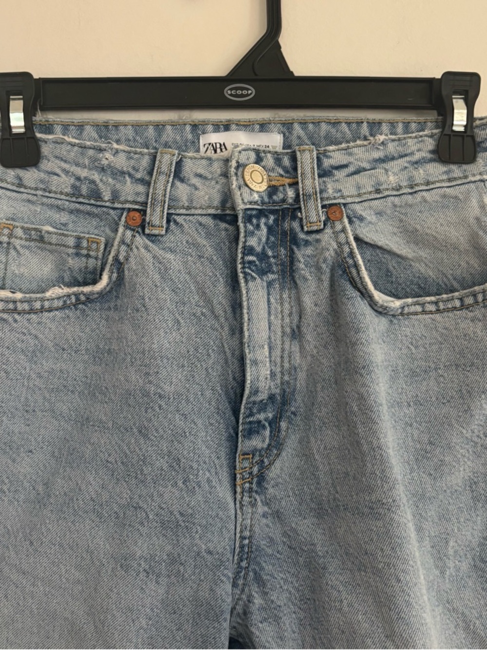ZARA Distressed High Rise Mom Jeans Size 2 - Picture 3 of 11